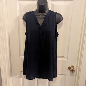 IZ Byer navy sleeveless blouse - M